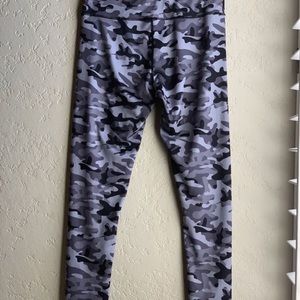 Camo Yoga Pants!!
